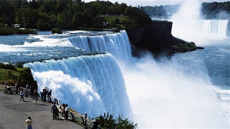 Beyond Reality: The Magic Experience at Niagara Falls